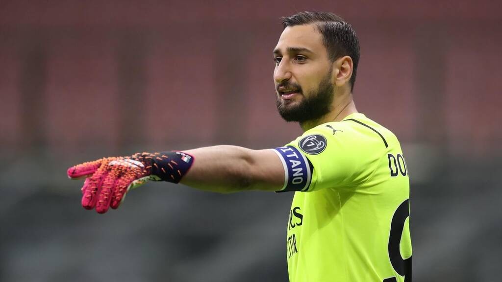 Παρί Σεν Ζερμέν: Ο Ντοναρούμα και η «μάχη» για το Νο.1 (photos)