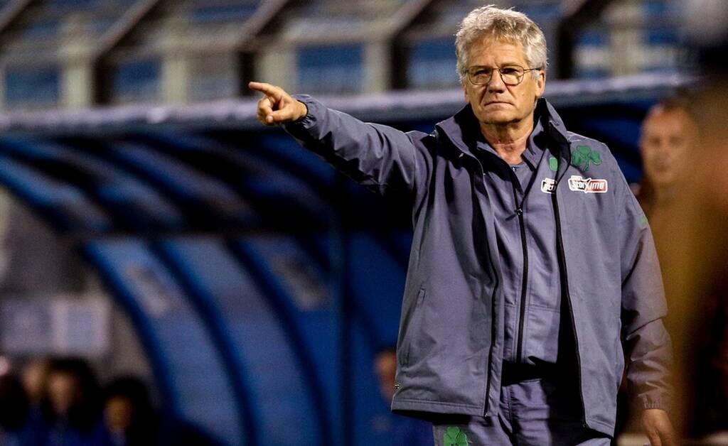 Λάζλο Μπόλονι: Βρήκε την επόμενη δουλειά - Μετά τον Παναθηναϊκό κάνει την έκπληξη (photos)