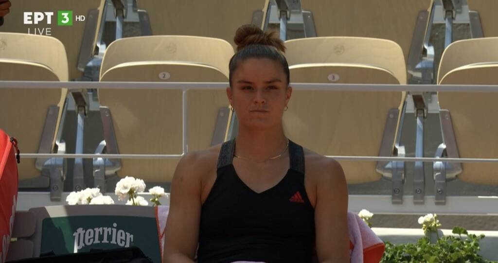 Σάκκαρη - Roland Garros: Οι πανηγυρισμοί Κ. Μητσοτάκη για το 1-0 με Σβιάτεκ (photos+video)