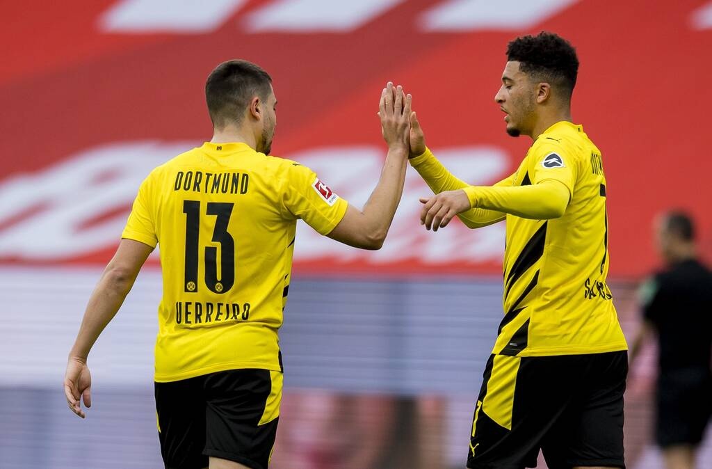 «Πόλεμος» Μάντσεστερ Γιουνάιτεντ και Τσέλσι για διεθνή άσο! (video+photos)