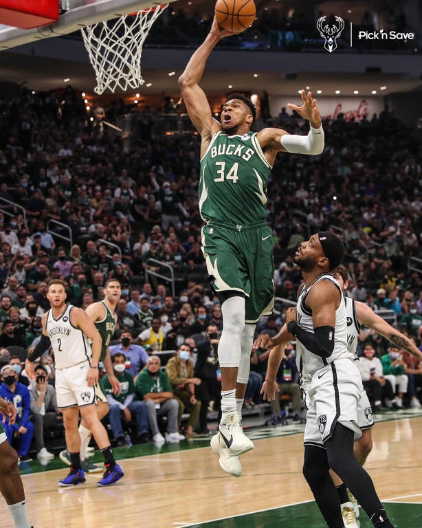 NBA: «Ζωντανοί» οι Μπακς κόντρα στους Νετς (photos+video)