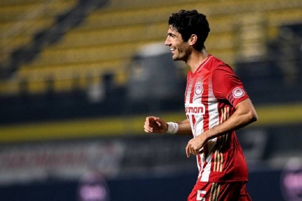 Ολυμπιακός: Επιβράβευση σε Μπουχαλάκη - Το... ηγεμονικό συμβόλαιο του Έλληνα μέσου