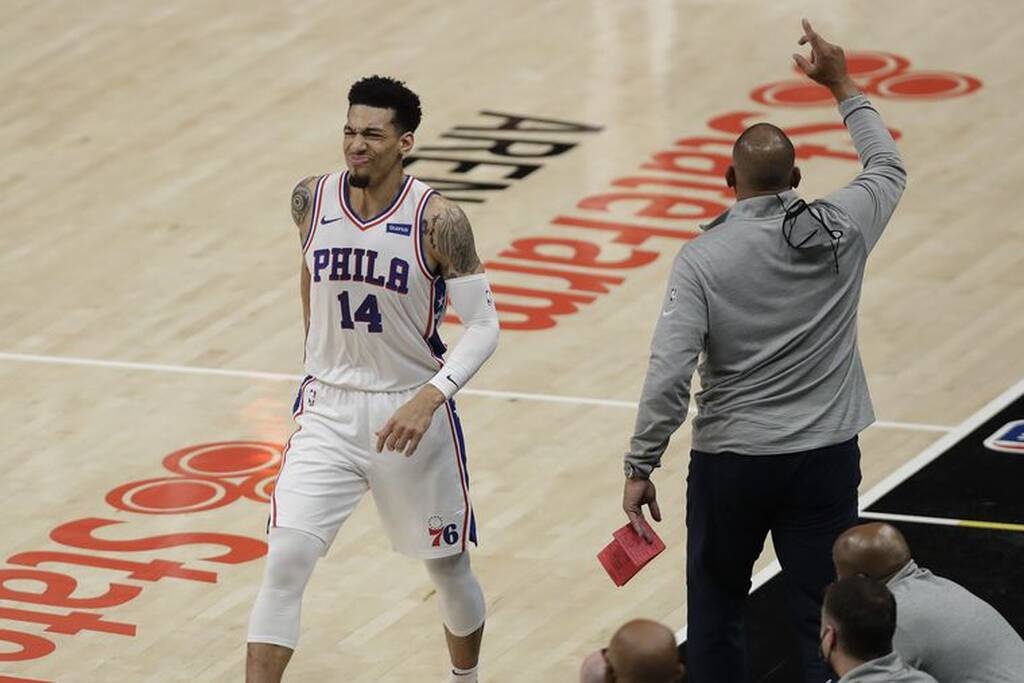 NBA: Προβάδισμα για Σίξερς - Μια ανάσα από τους τελικούς Δύσης οι Σανς (photos+videos)