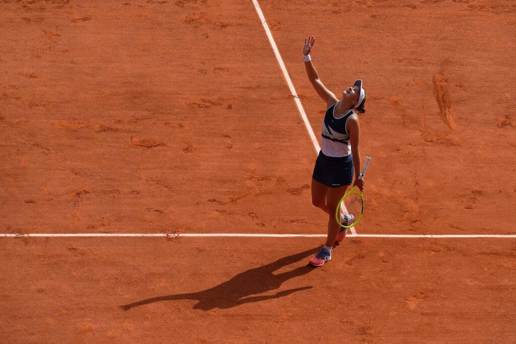 Roland Garros: Το πήρε η Κρεϊτσίκοβα (photos+videos)
