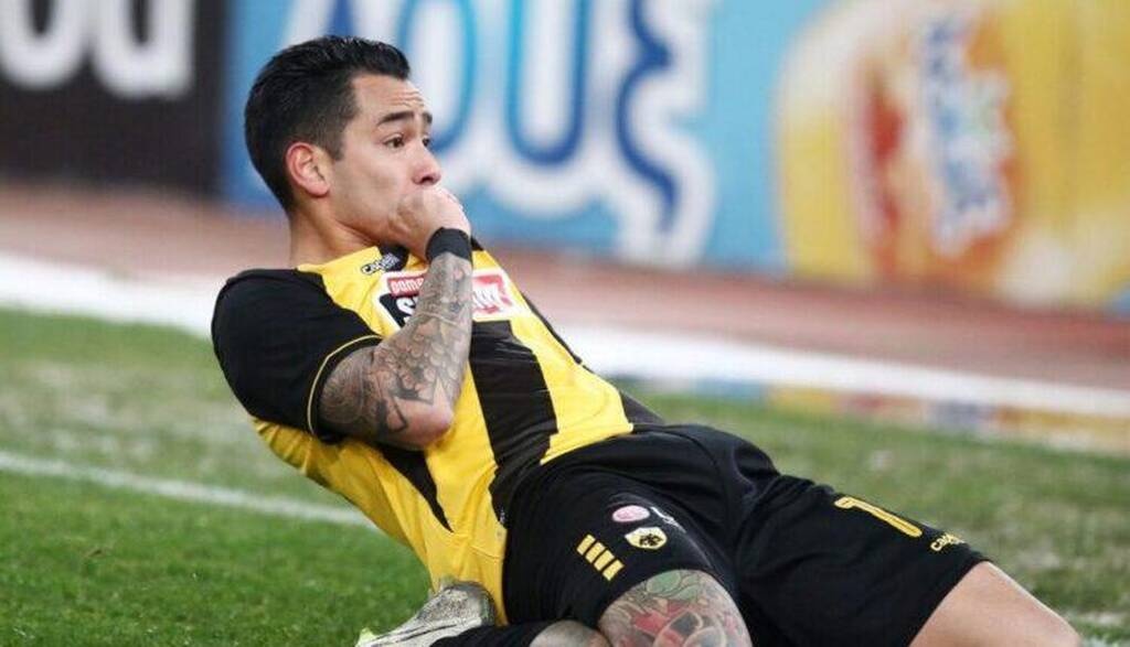 ΑΕΚ: Ασφυκτικό πρέσινγκ από Αραούχο σε Λας Πάλμας - Θέλει... Ελλάδα σαν τρελός (photos)