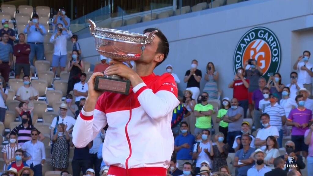 Ο τελικός σε εικόνες - Η μάχη Τσιτσιπά-Τζόκοβιτς