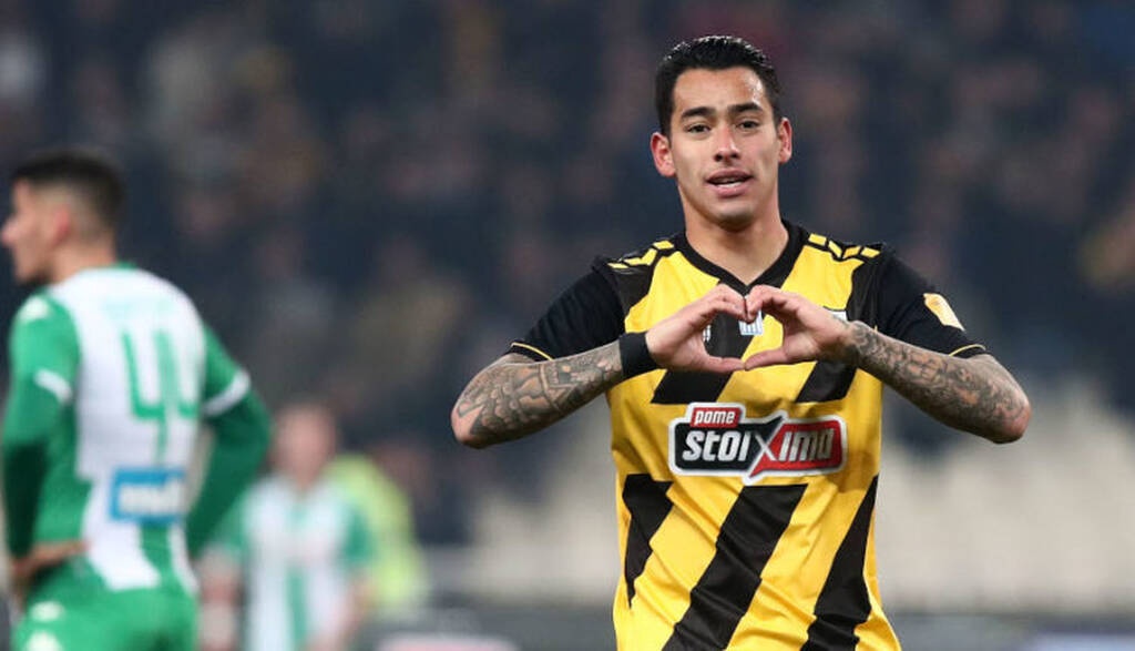 ΑΕΚ: Ασφυκτικό πρέσινγκ από Αραούχο σε Λας Πάλμας - Θέλει... Ελλάδα σαν τρελός (photos)