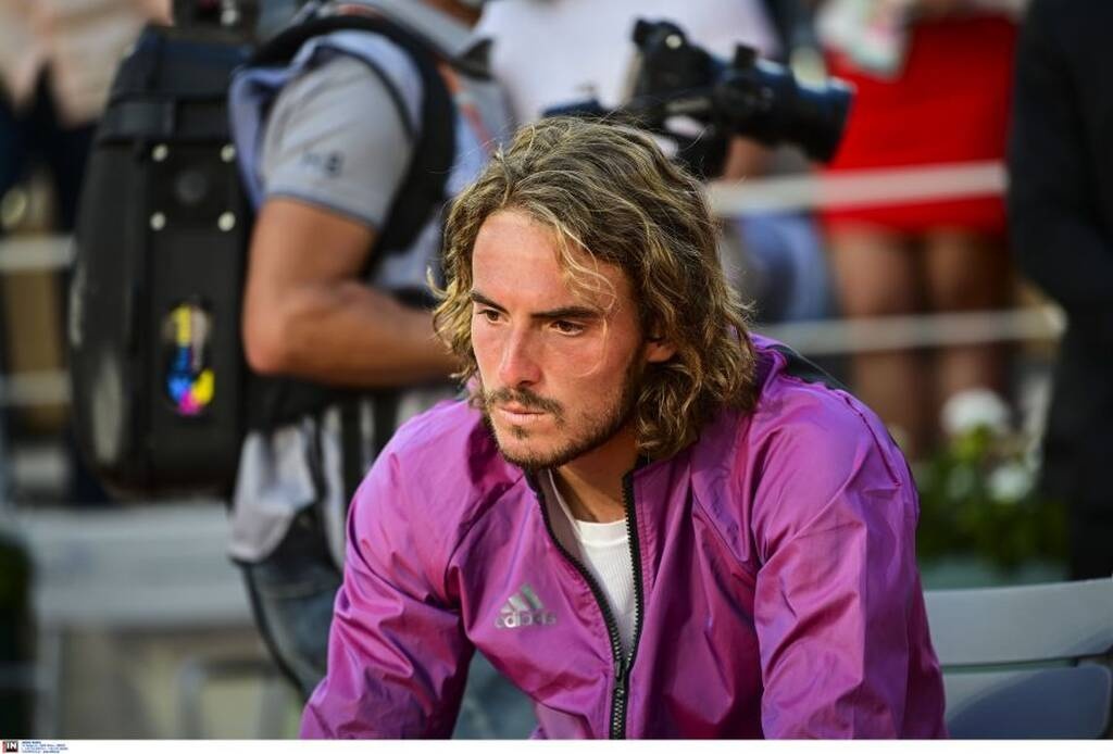 Τσιτσιπάς - Roland Garros: Συγκινούν οι εικόνες του Στέφανου μετά τον τελικό (photos+video)