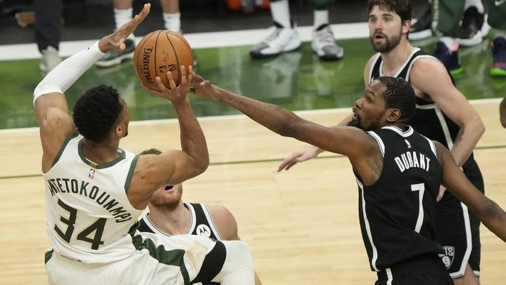 NBA: Το απίθανο σημερινό Top-5 με Αντετοκούνμπο πρωταγωνιστή (video)