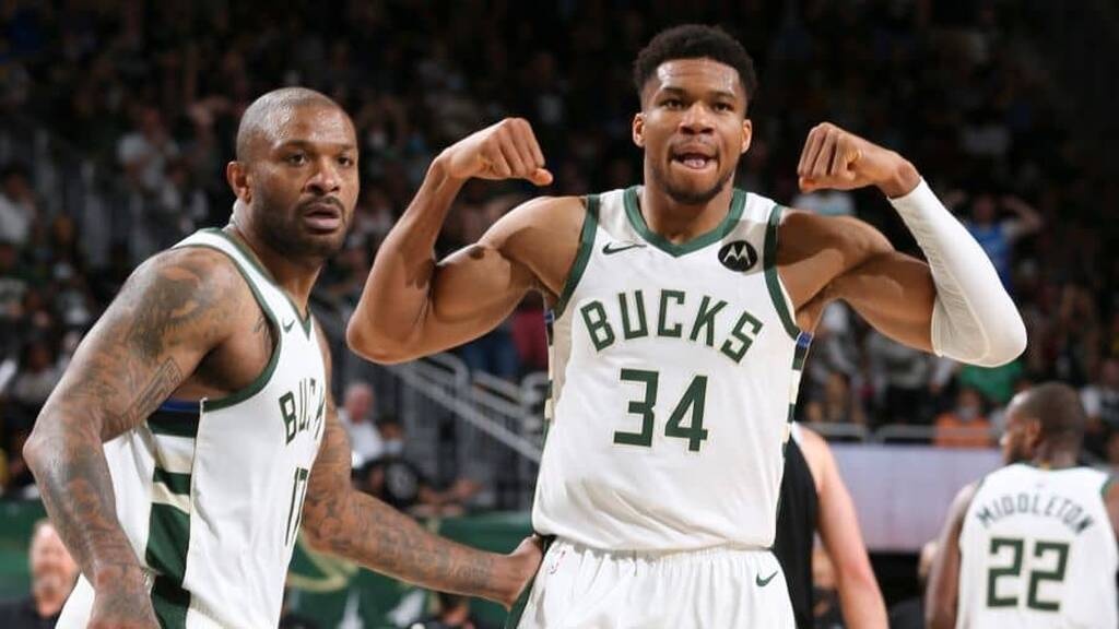 NBA: Το απίθανο σημερινό Top-5 με Αντετοκούνμπο πρωταγωνιστή (video)