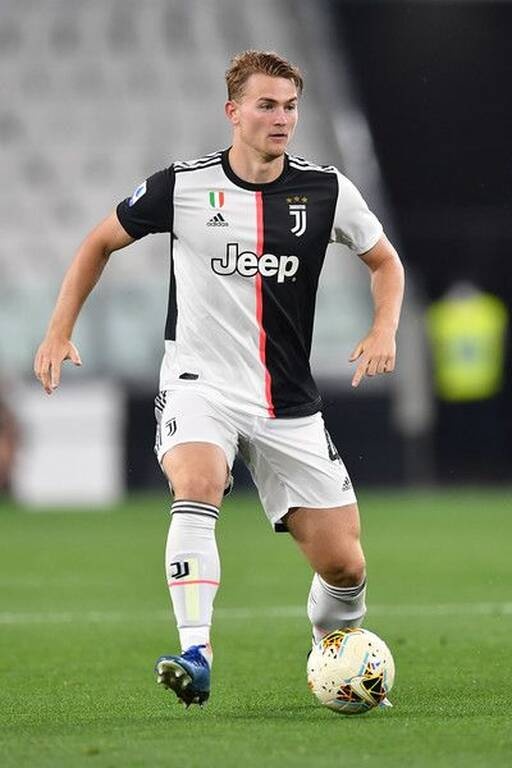 Μπαρτσελόνα: «Κλέβει» παικταρά της Γιουβέντους (photos)