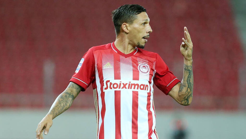 Ολυμπιακός: Η δυσαρέσκεια του Χολέμπας και η λύση για τα άκρα (photos)