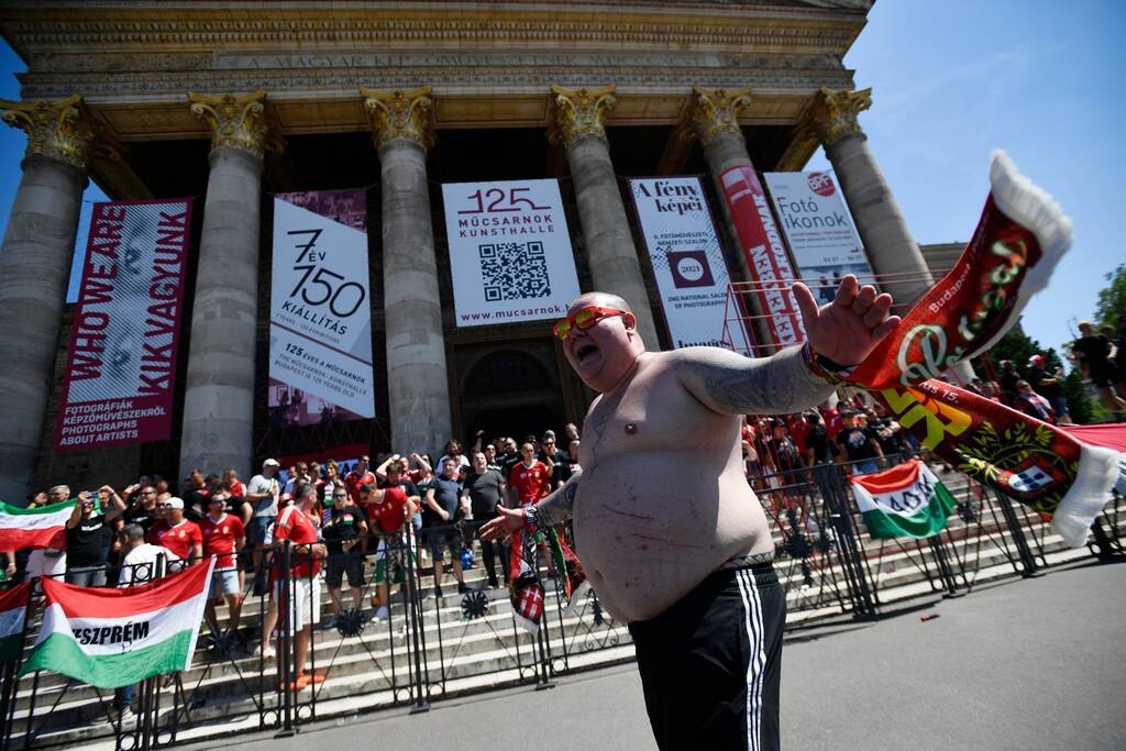 Euro 2020: Ορδές… Ούγγρων - Χιλιάδες πάνε με πορεία στην «Puskas Arena» (photos+videos)