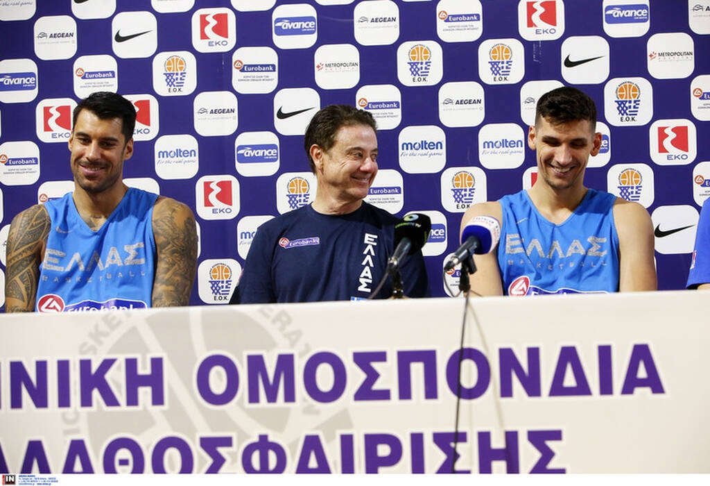 Εθνική ομάδα: Καρέ καρέ η media day πριν τις «μάχες» στον Καναδά (videos+photos)