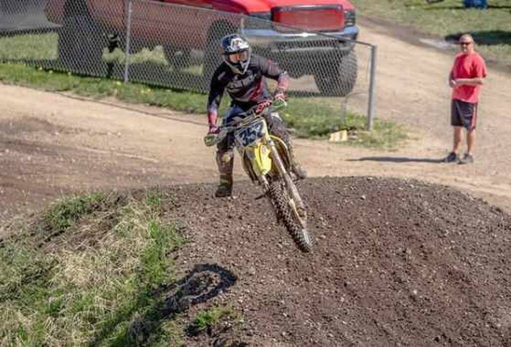 Τραγωδία με μοτοσικλετιστή – κασκαντέρ - Το παγκόσμιο ρεκόρ του κόστισε τη ζωή