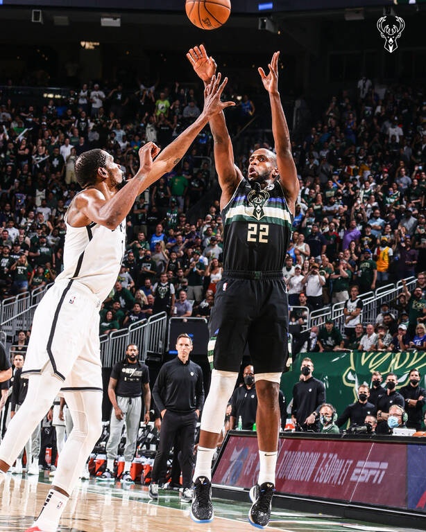 NBA: Πολύ σκληροί για να λυγίσουν οι Μπακς – Σε Game 7 με τους Νετς (photos+videos)