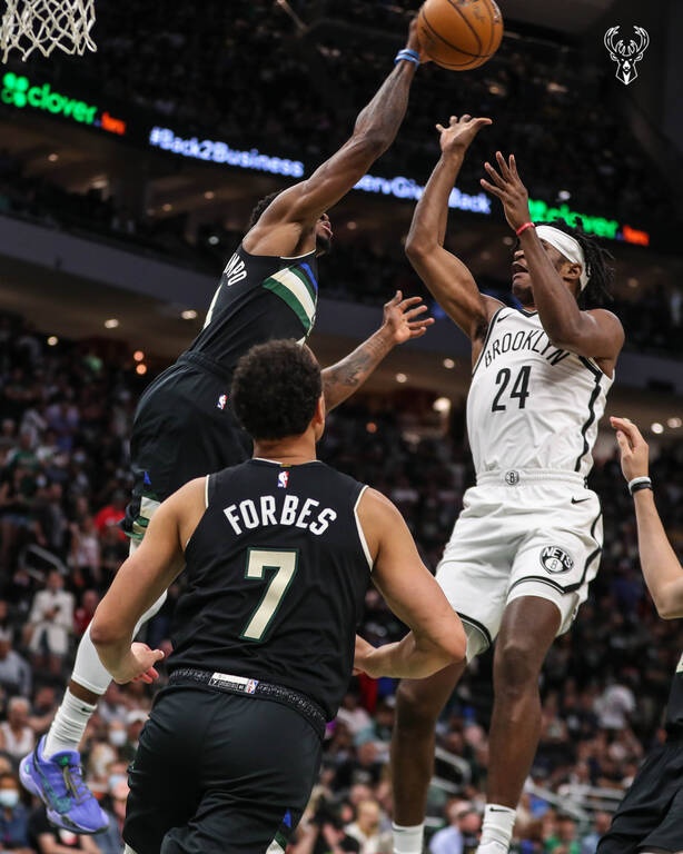 NBA: Πολύ σκληροί για να λυγίσουν οι Μπακς – Σε Game 7 με τους Νετς (photos+videos)