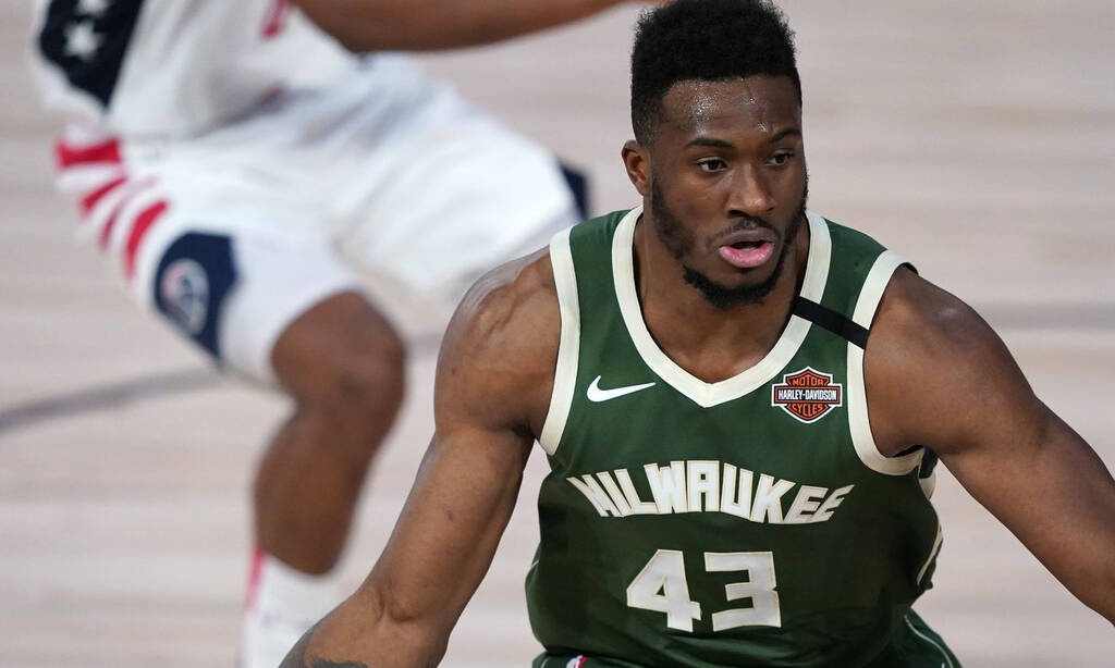 NBA: Σπουδαία κίνηση από Θανάση Αντετοκούνμπο - Πληρώνει εισιτήρια Ελλήνων στο Game 7 με τους Νετς