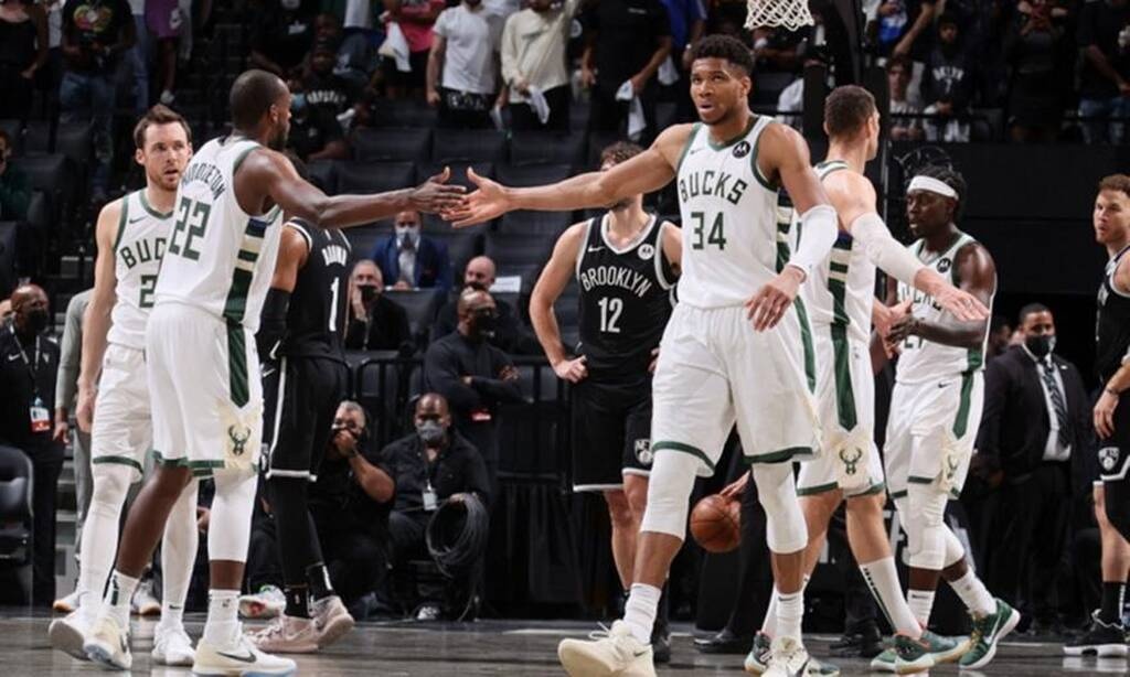 NBA: Μυθικός Αντετοκούνμπο - Στους τελικούς της Ανατολής οι Μπακς