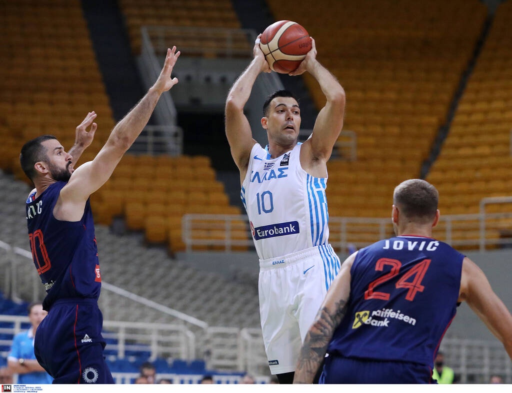 Σλούκας στο OnSports: «Να βγάλω ασπροπρόσωπο τον Πιτίνο»!