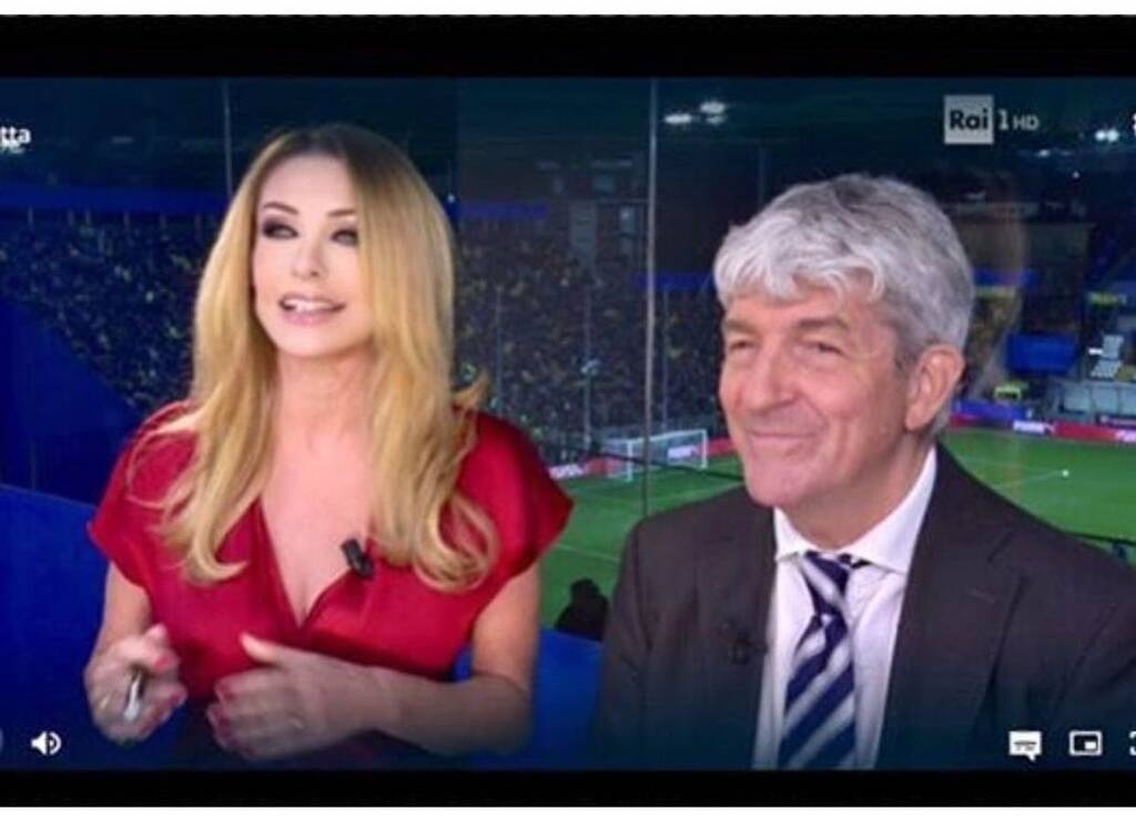 Euro 2020: Παρουσιάστρια είχε ατύχημα αλά… Σάρον Στόουν και έγινε viral (photos+video)