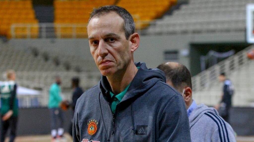Στο τελικό στάδιο με την Ούνιξ