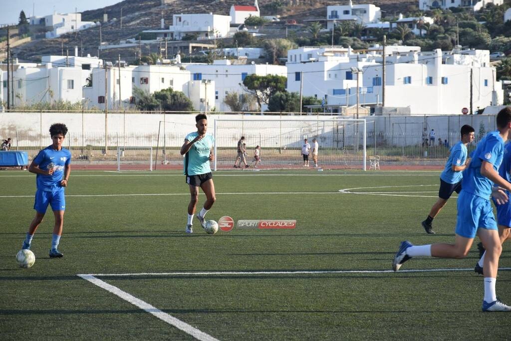 Διακοπές και… προπόνηση στη Μύκονο ο Ομπαμεγιάνγκ (video)