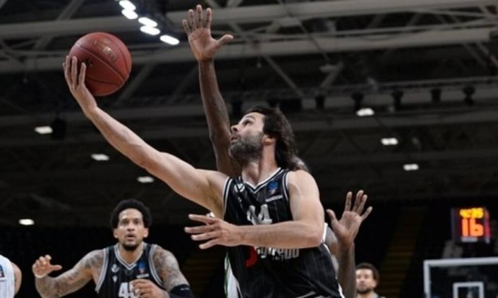 Αναντολού Εφές: Το ψάχνει για «βόμβα» με Τεόντοσιτς