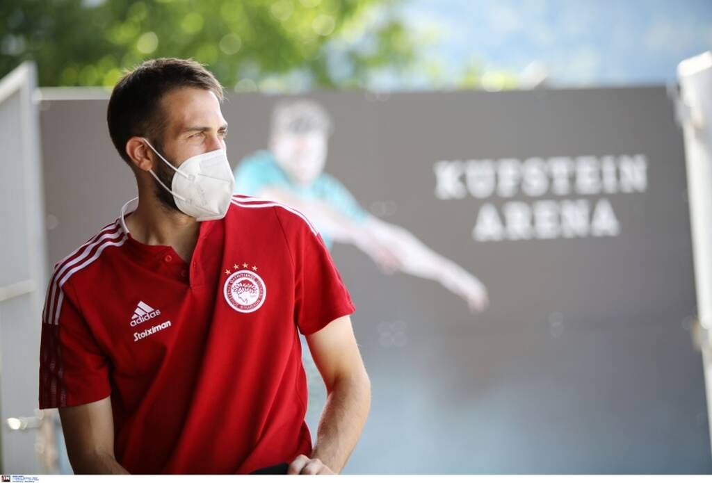 Ολυμπιακός: Οι πρώτες εικόνες του Φορτούνη  - Πότε θα γίνει η επέμβαση (photos+video)