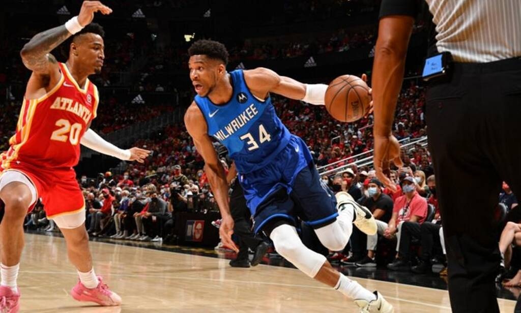 NBA: Οι καλύτερες στιγμές των Γιάννη Αντετοκούνμπο και Κρις Μίντλετον (photos+video)