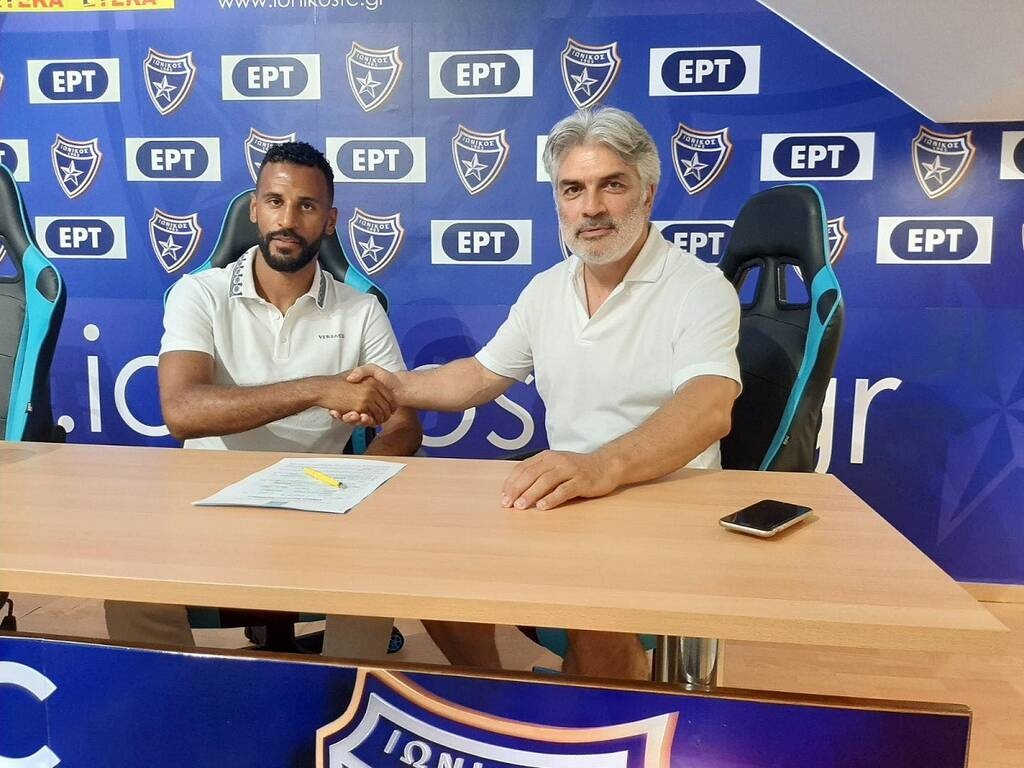 Ιωνικός: Ανακοίνωσε Ρομαό – Για νέα πρόκληση μίλησε ο έμπειρος παίκτης (photos)