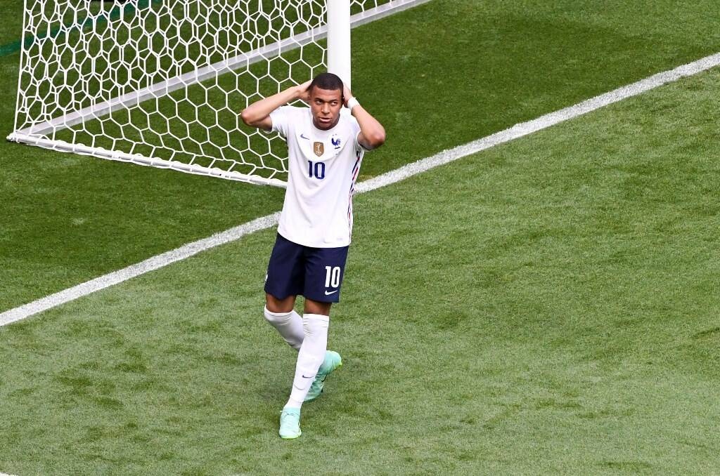 Παρί Σεν Ζερμέν: Η ανακοίνωση Εμπαπέ που βάζει μπουρλότο στο Παρίσι (photos+video)