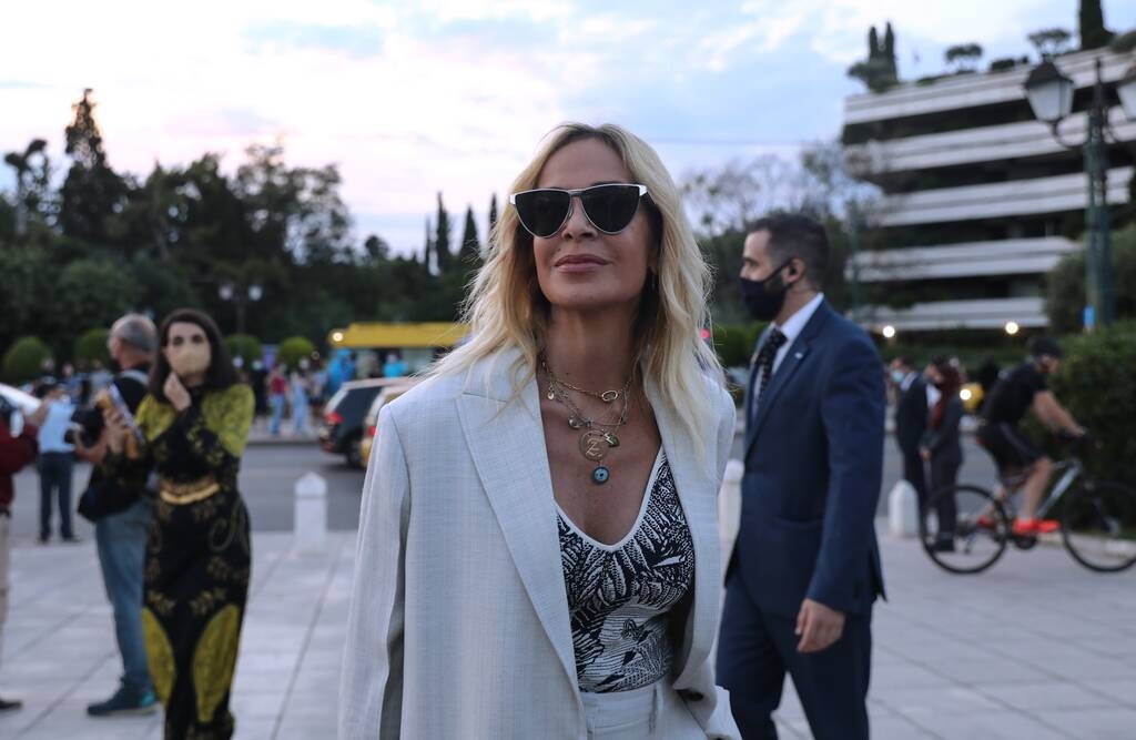 Παναθηναϊκός: Η απόλυτη Ελληνίδα σταρ με φανέλα του «τριφυλλιού»! (Photos)