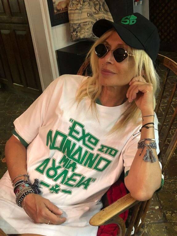 Παναθηναϊκός: Η απόλυτη Ελληνίδα σταρ με φανέλα του «τριφυλλιού»! (Photos)