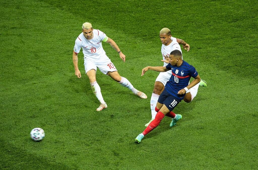 Παρί Σεν Ζερμέν: Η ανακοίνωση Εμπαπέ που βάζει μπουρλότο στο Παρίσι (photos+video)