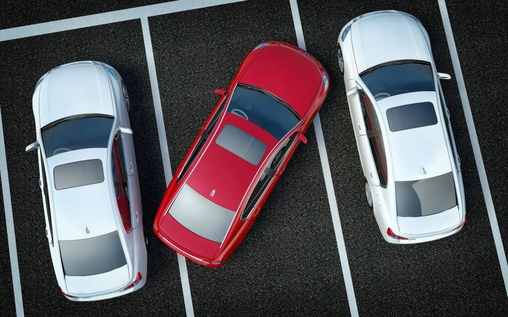 Παρκάρισμα για... βραβείο - Απορούσε όλη η γειτονιά