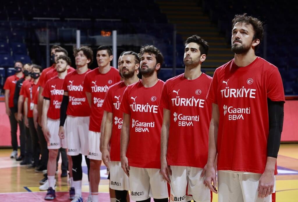 Εθνική ομάδα: Και τώρα η Τουρκία - Η εμπειρία και η απουσία του Λάρκιν