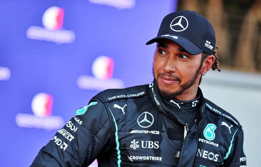 Formula 1: «Δεμένος» με τη Mercedes ο Χάμιλτον