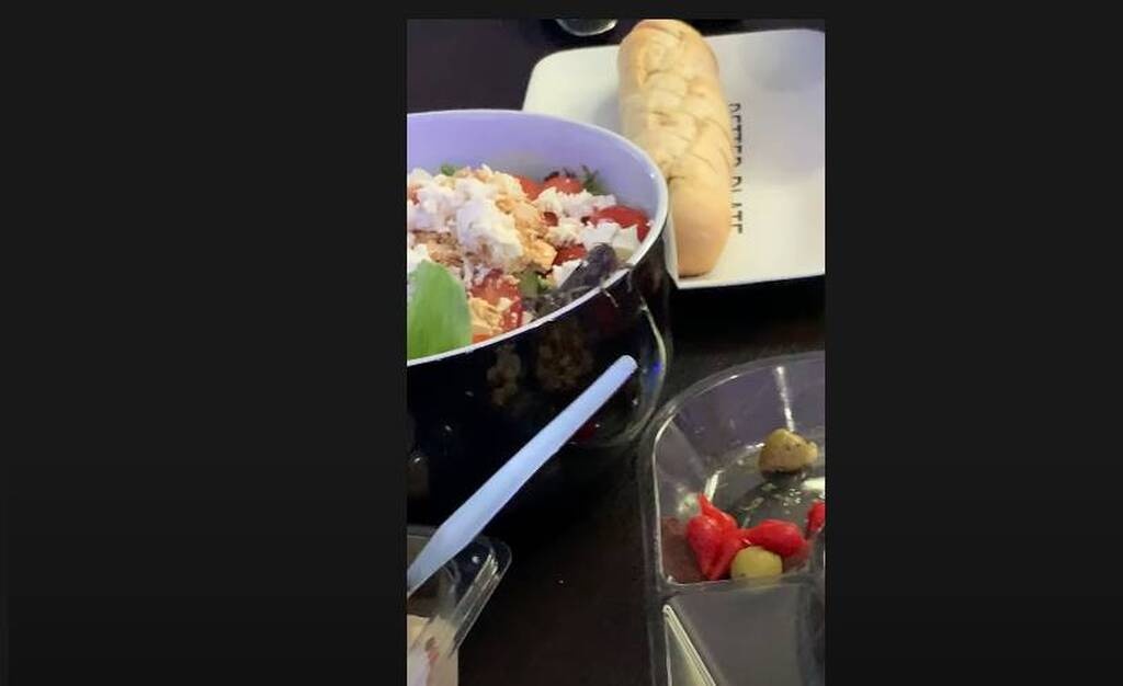 Παρήγγειλαν σαλάτα και αυτό που βρήκαν μέσα θα το θυμούνται για πάντα