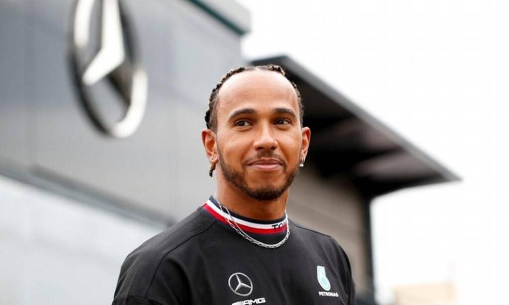 Formula 1: «Δεμένος» με τη Mercedes ο Χάμιλτον