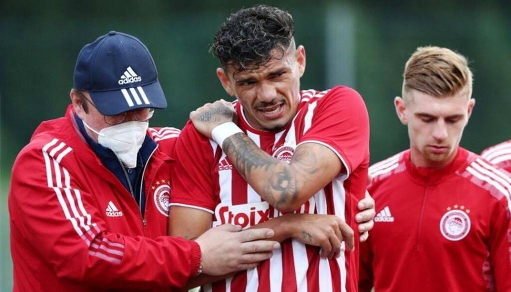 Ολυμπιακός: Χειρουργήθηκε ο Τικίνιο (photos)
