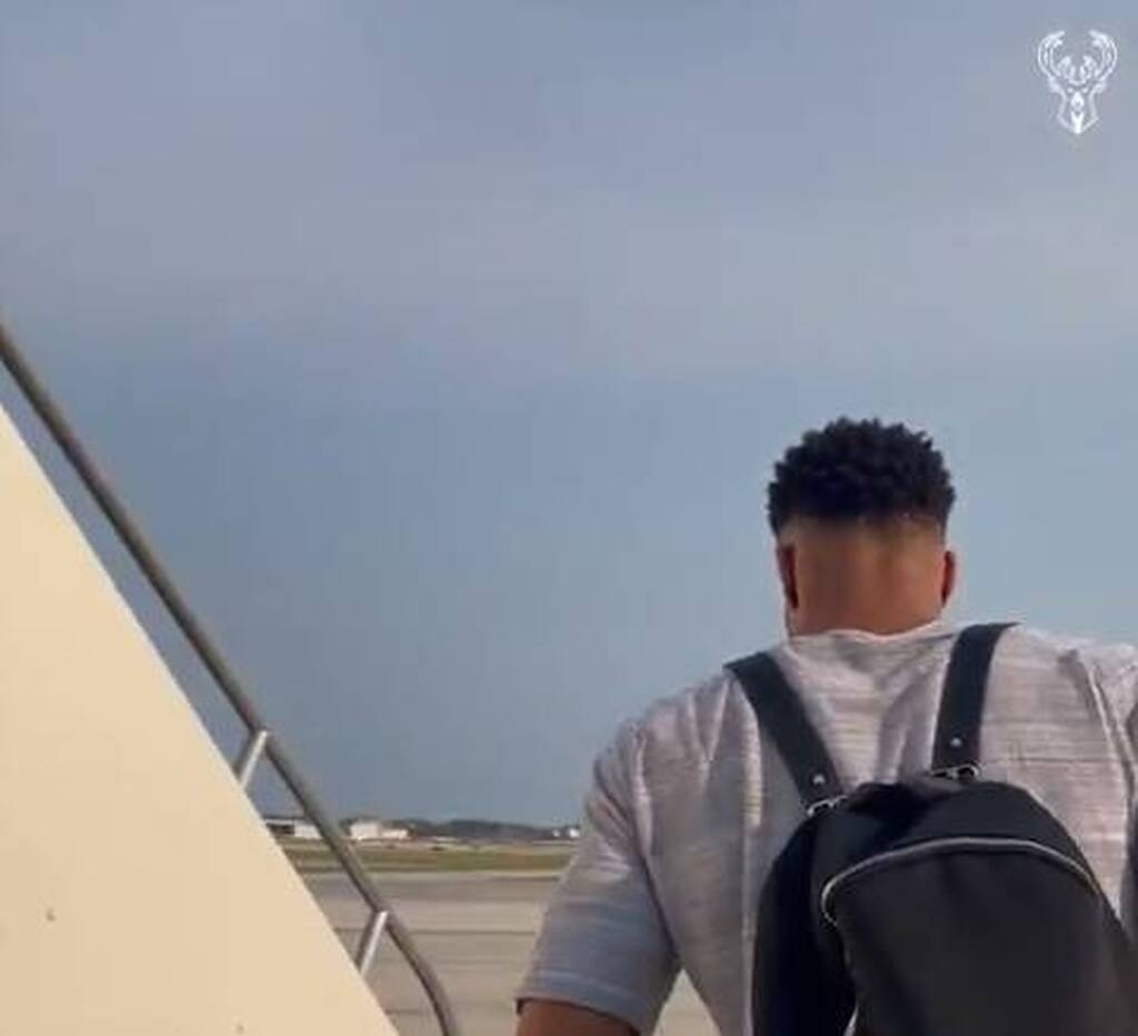 NBA: Με Αντετοκούνμπο στο Φίνιξ οι Μπακς (video+photos)