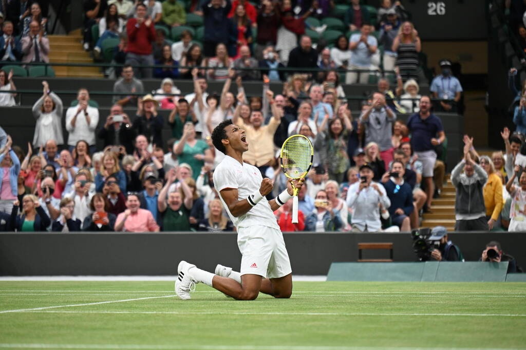 Wimbledon: Θρίλερ τεσσάρων ωρών και νέα έκπληξη! (video+photos)