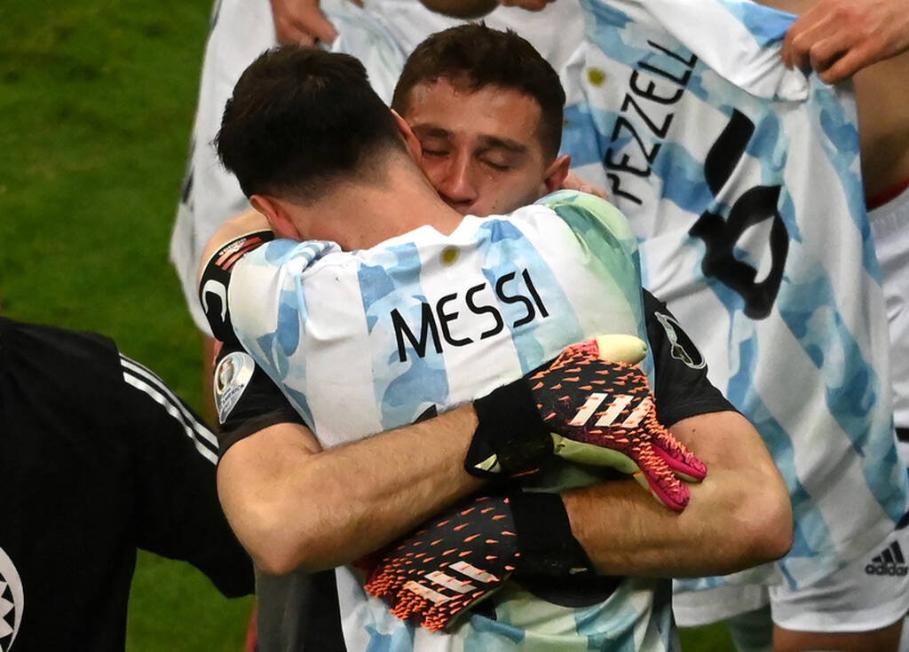 Copa America: Απίθανο trash talk από Μέσι, Μαρτίνες στον Μίνα στο Αργεντινή-Κολομβία! (video+photos