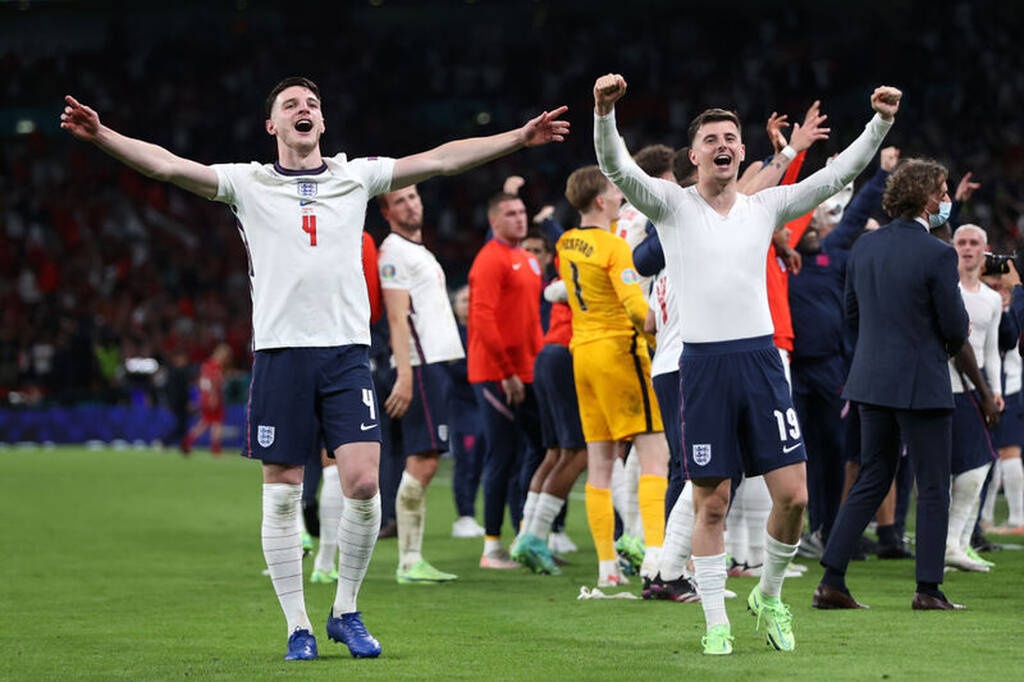 Euro 2020: Αγγλία-Δανία 2-1 – Ηφαίστειο το Γουέμπλεϊ, αμόκ για την κούπα! (video+photos)