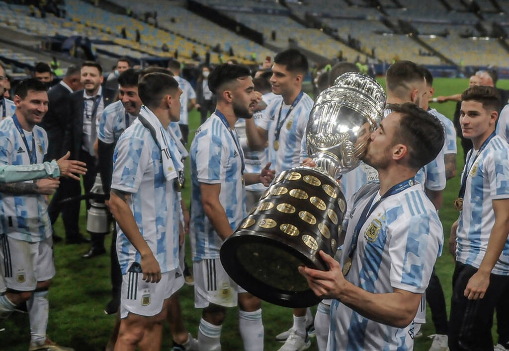 Copa America: Τρέλα στην Ινδία για την κούπα της Αργεντινής (video+photos)