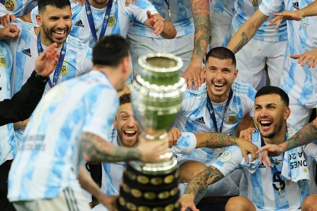 Copa America: Τρέλα στην Ινδία για την κούπα της Αργεντινής (video+photos)