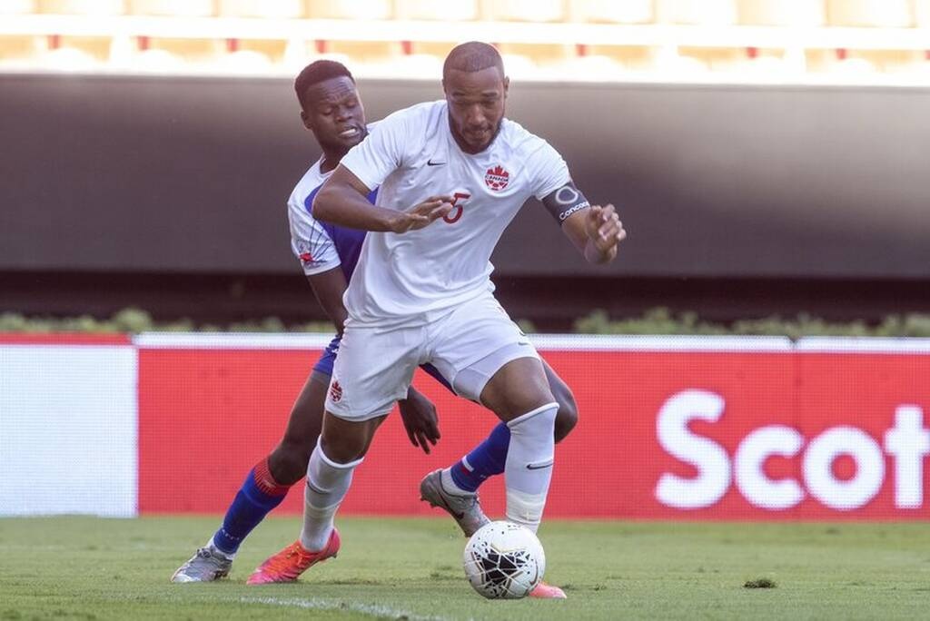 Παναιτωλικός: Φέρνει Καναδό στόπερ! (photos)