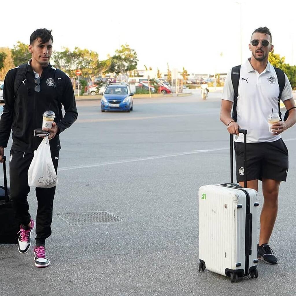 ΟΦΗ: Πέταξε για Ολλανδία (photos)