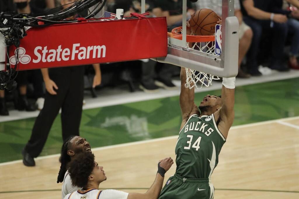 NBA: Οι Μπακς είναι εδώ - Νέα μυθική εμφάνιση Αντετοκούνμπο (photos+video)